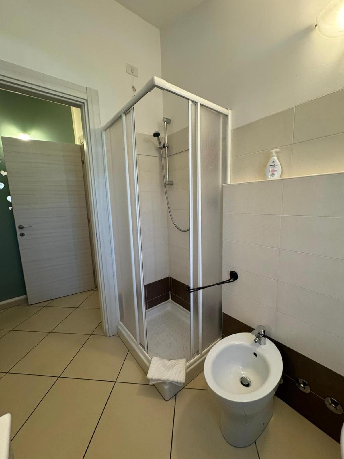 Appartement La Casa Di Glenda Ospedale à Terni Extérieur photo