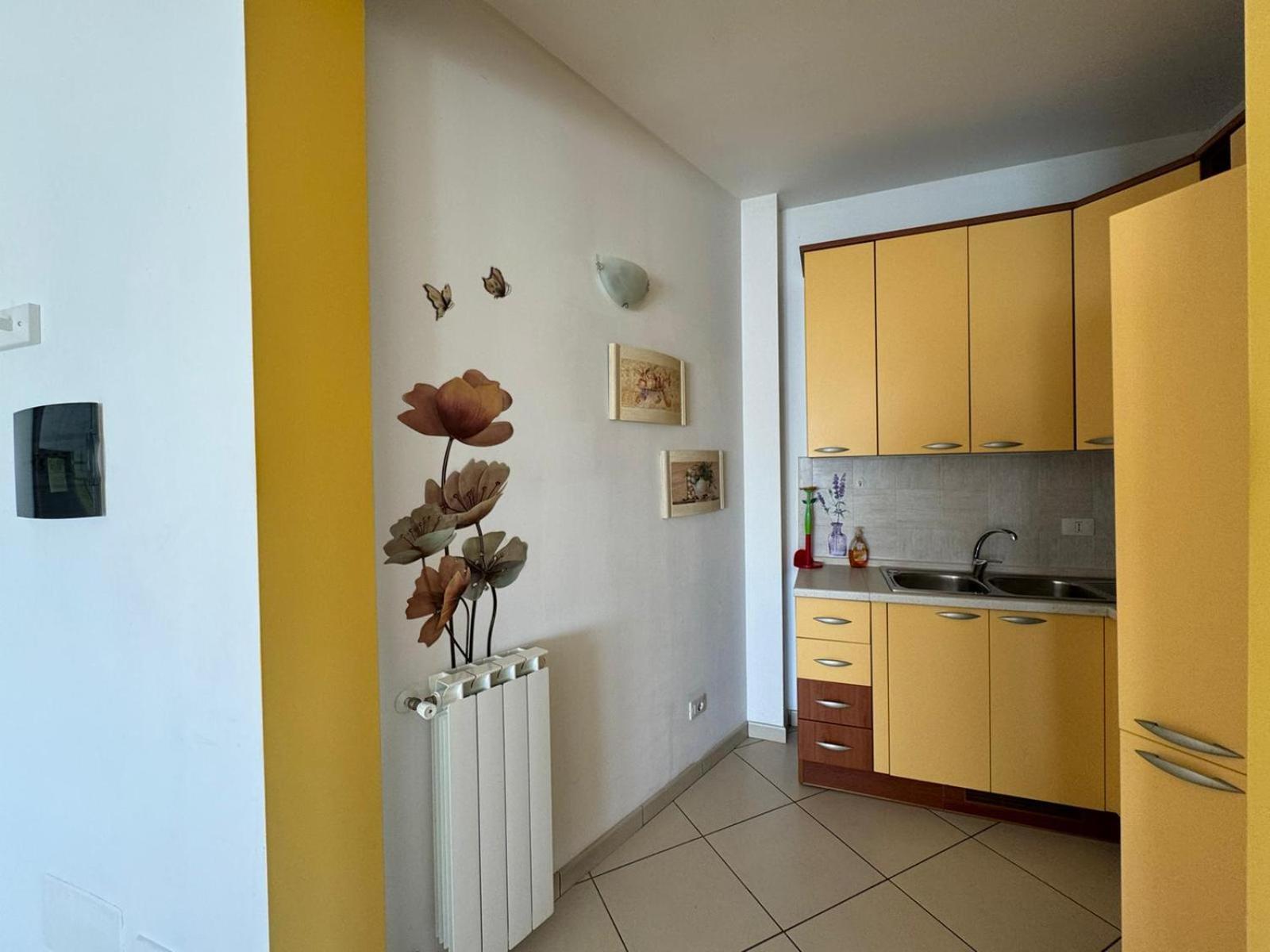 Appartement La Casa Di Glenda Ospedale à Terni Extérieur photo