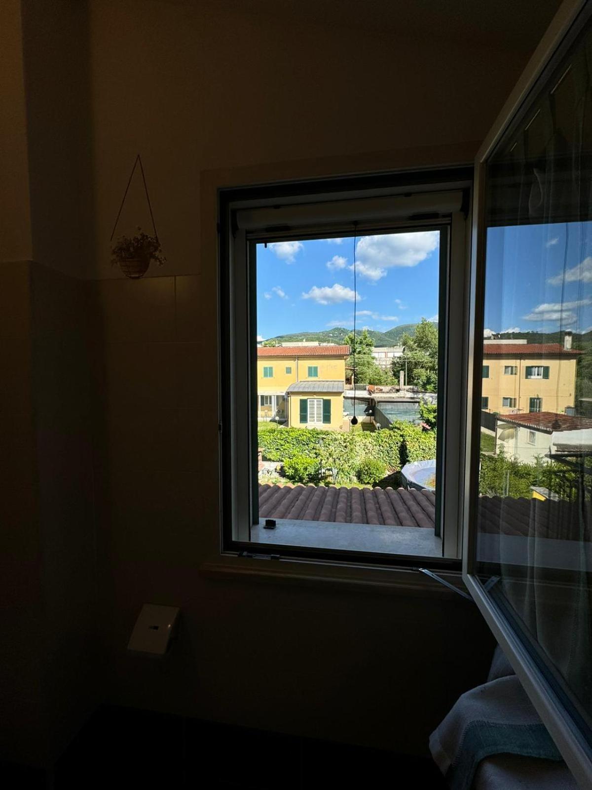 Appartement La Casa Di Glenda Ospedale à Terni Extérieur photo