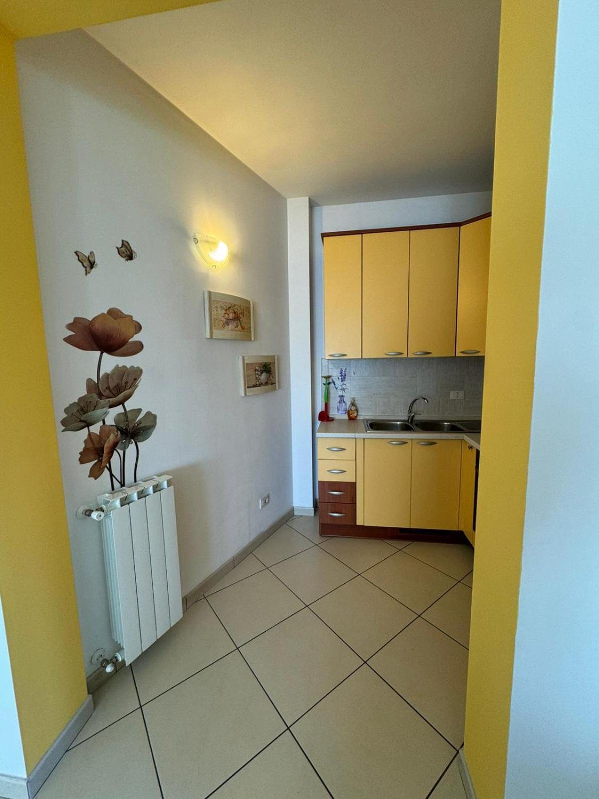 Appartement La Casa Di Glenda Ospedale à Terni Extérieur photo