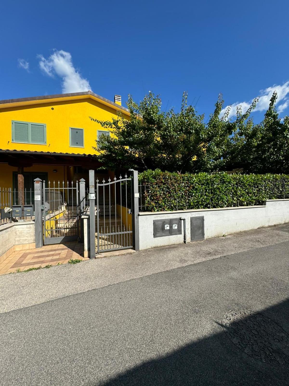 Appartement La Casa Di Glenda Ospedale à Terni Chambre photo