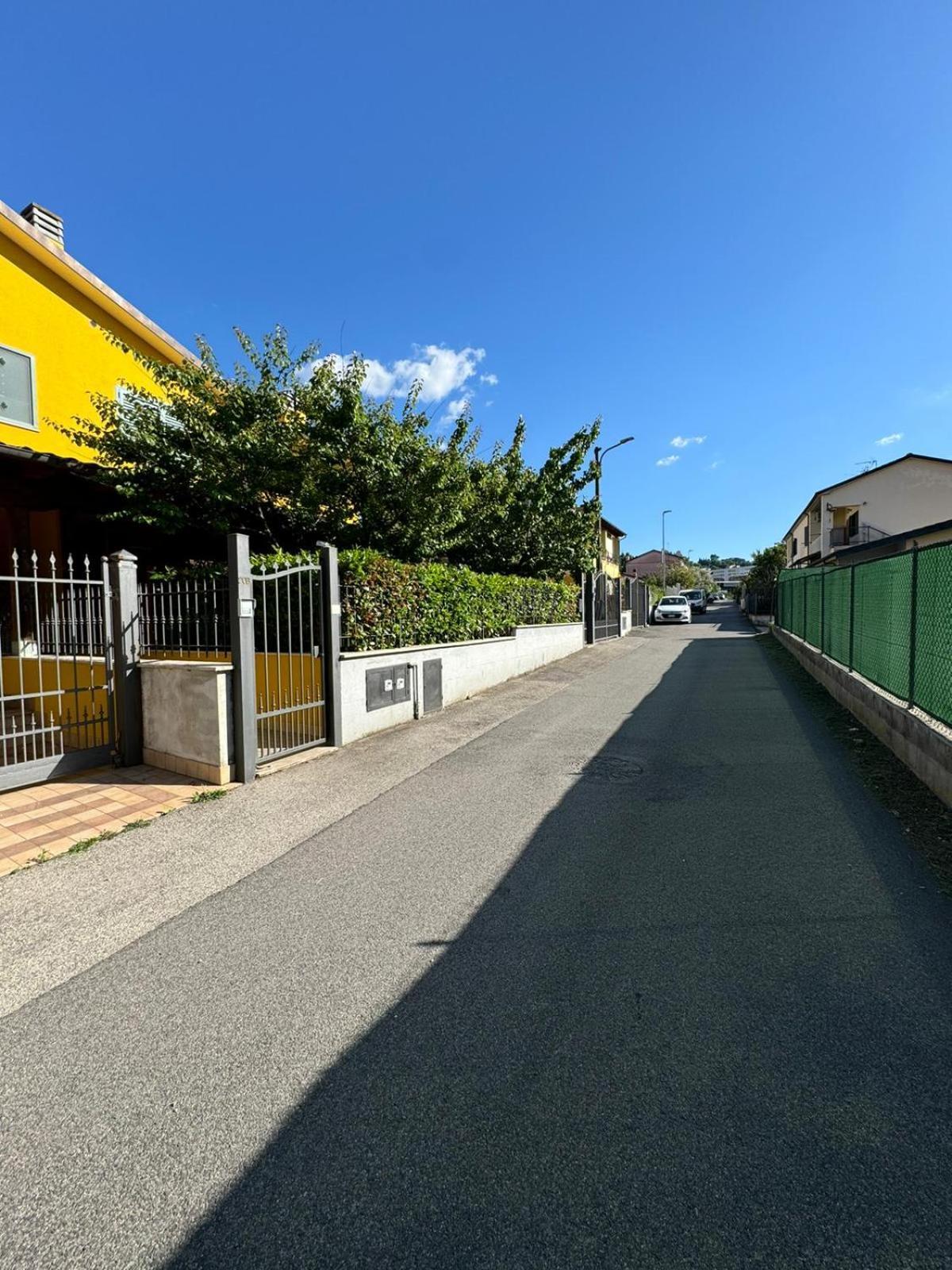 Appartement La Casa Di Glenda Ospedale à Terni Extérieur photo